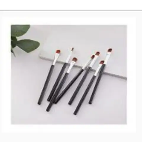 WEIERLI 307. Makeup Brushes & Applicators - P-017